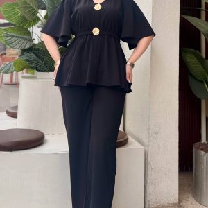 Komplet tunika i pantalone u crnoj boji